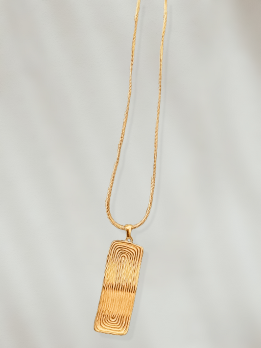 Nora Gold Thread Necklace